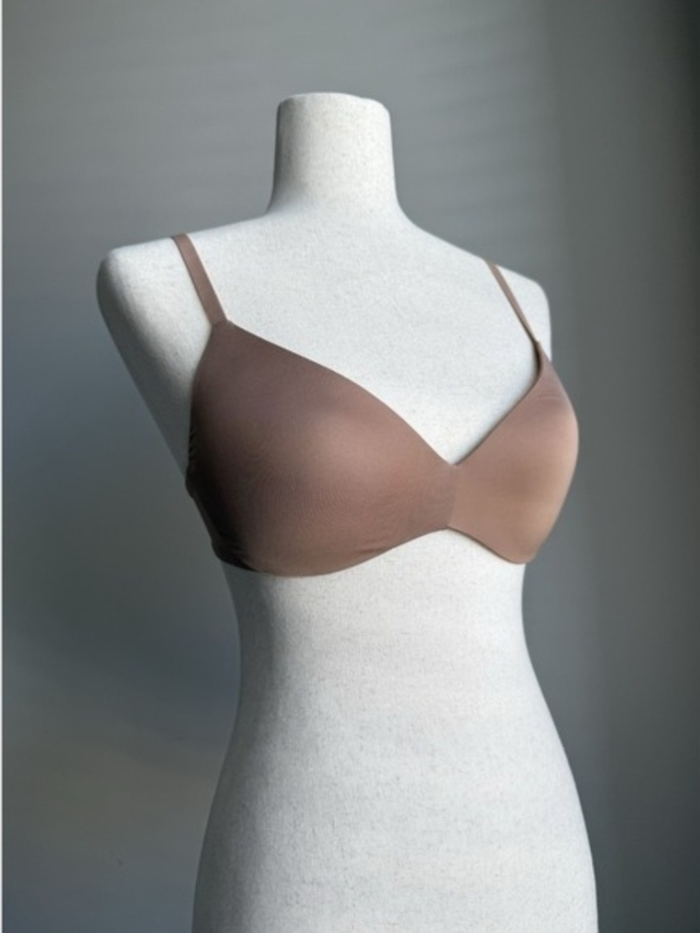 NWT SKIMS Wireless Form T-Shirt Bra